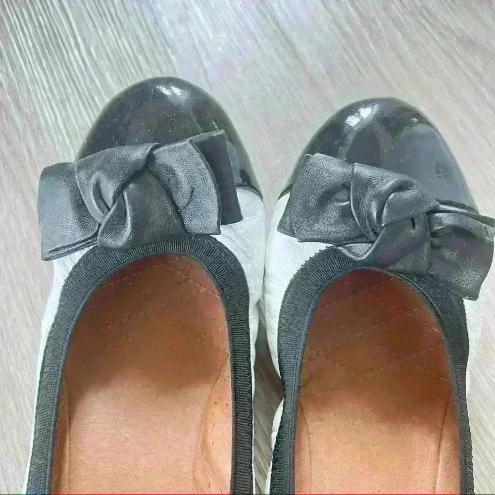 RUDSAK BLACK WHITE FLAT LEATHER LOAFERS ROUND TOE FLAT SHOES SIZE 38 - Picture 4 of 11